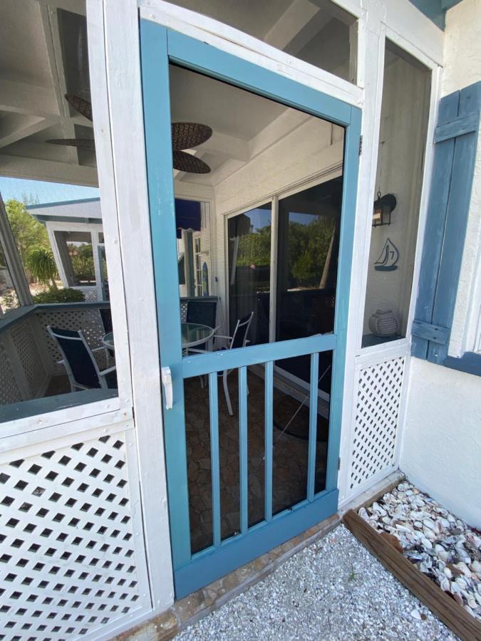 Tropical Winds Beachfront Motel And Cottages Sanibel Zewnętrze zdjęcie